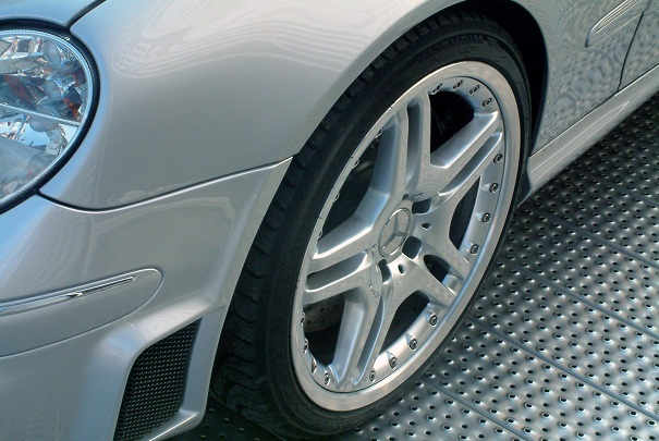 podium_service_relation_clients_2010